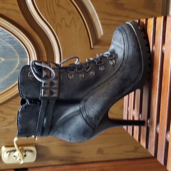 Women's  "ENVY" heeled boots.  NWOT. size 8. - Picture 5 of 8